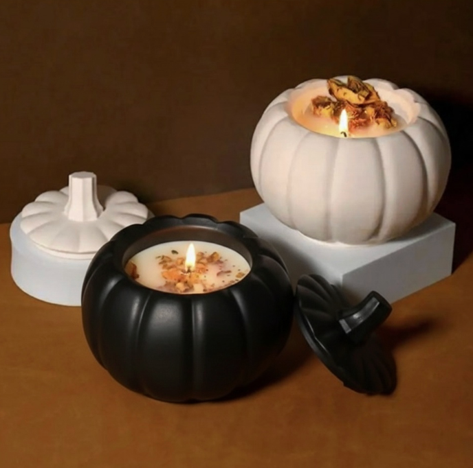 Thanksgiving Pumpkin Candle Pouring Workshop - Saturday 11th October 2-4pm